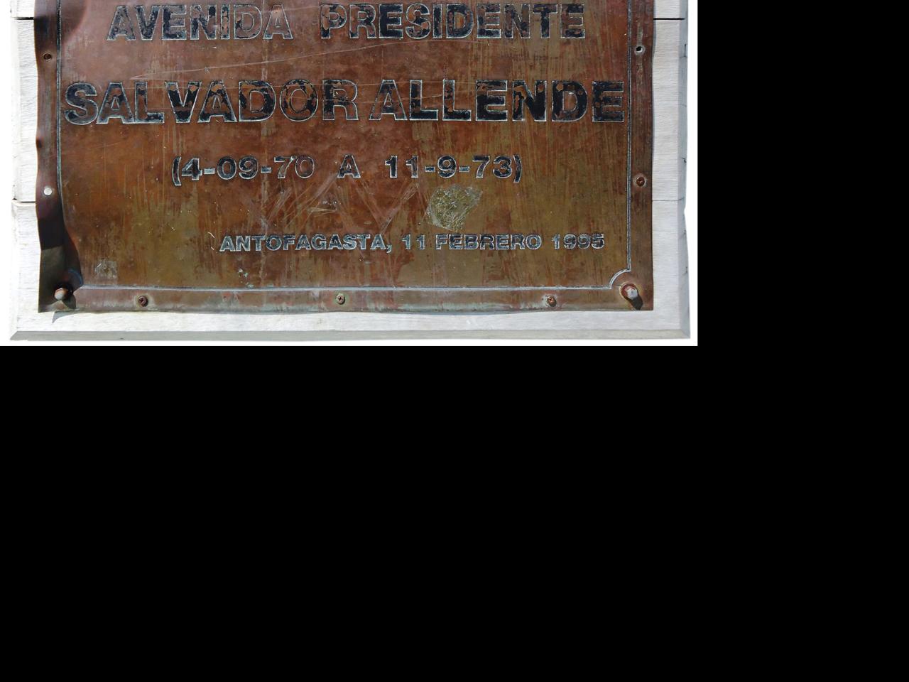 Imagen del monumento Salvador Allende Gossens