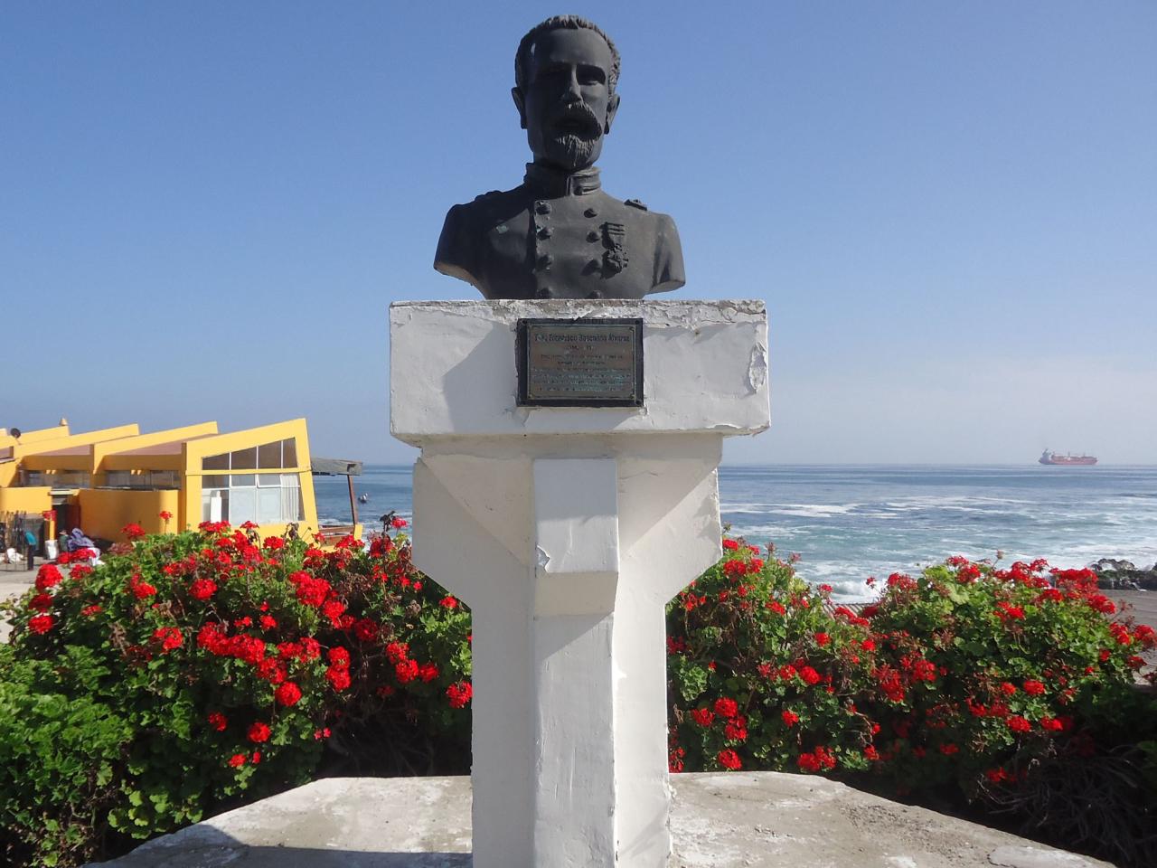 Imagen del monumento Francisco Bascuñan Álvarez