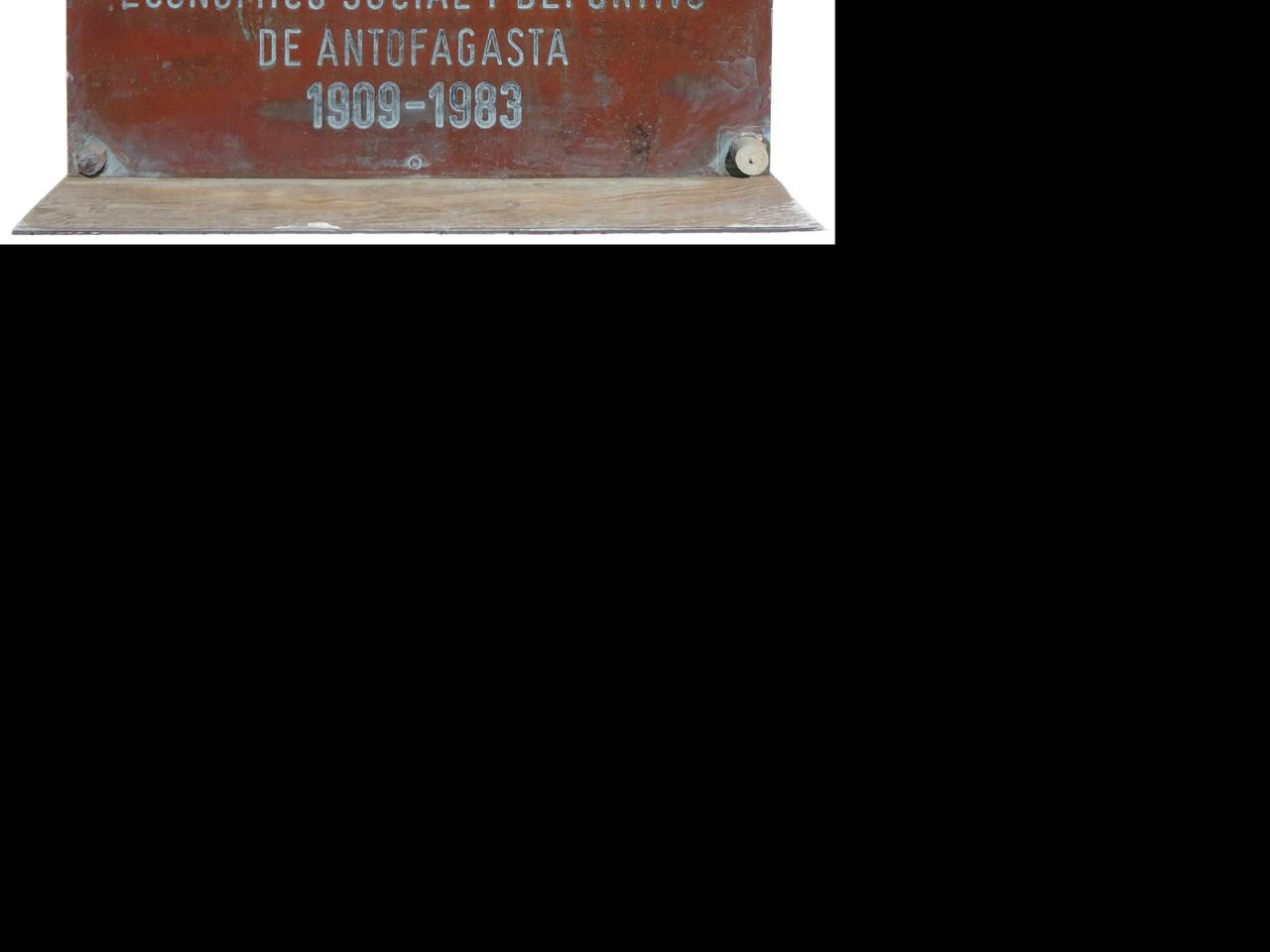 Imagen del monumento Jose Papic Radnic Caballero Del Ancla