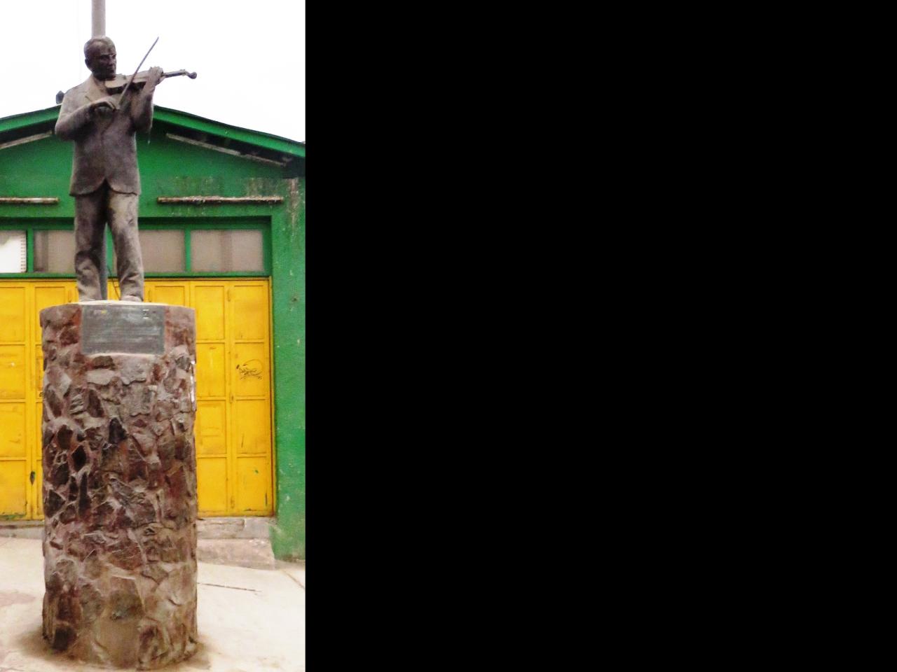 Imagen del monumento Juan Moroni Herrera
