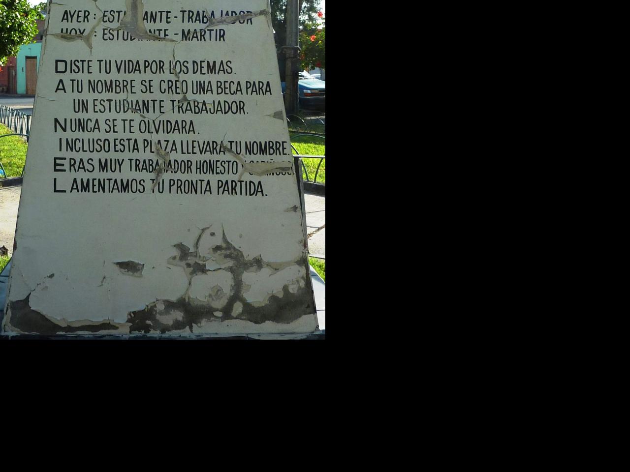 Imagen del monumento En Memoria De Nuestro Eterno Amigo Daniel Menco Prieto 23/12/1975-21/5/1999