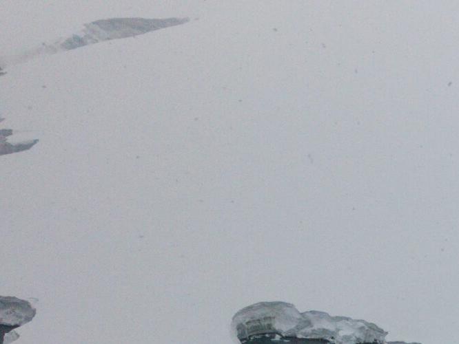 Imagen del monumento Base militar Antártica Capitán General Bernardo O'Higgins Riquelme y a los bienes que indica