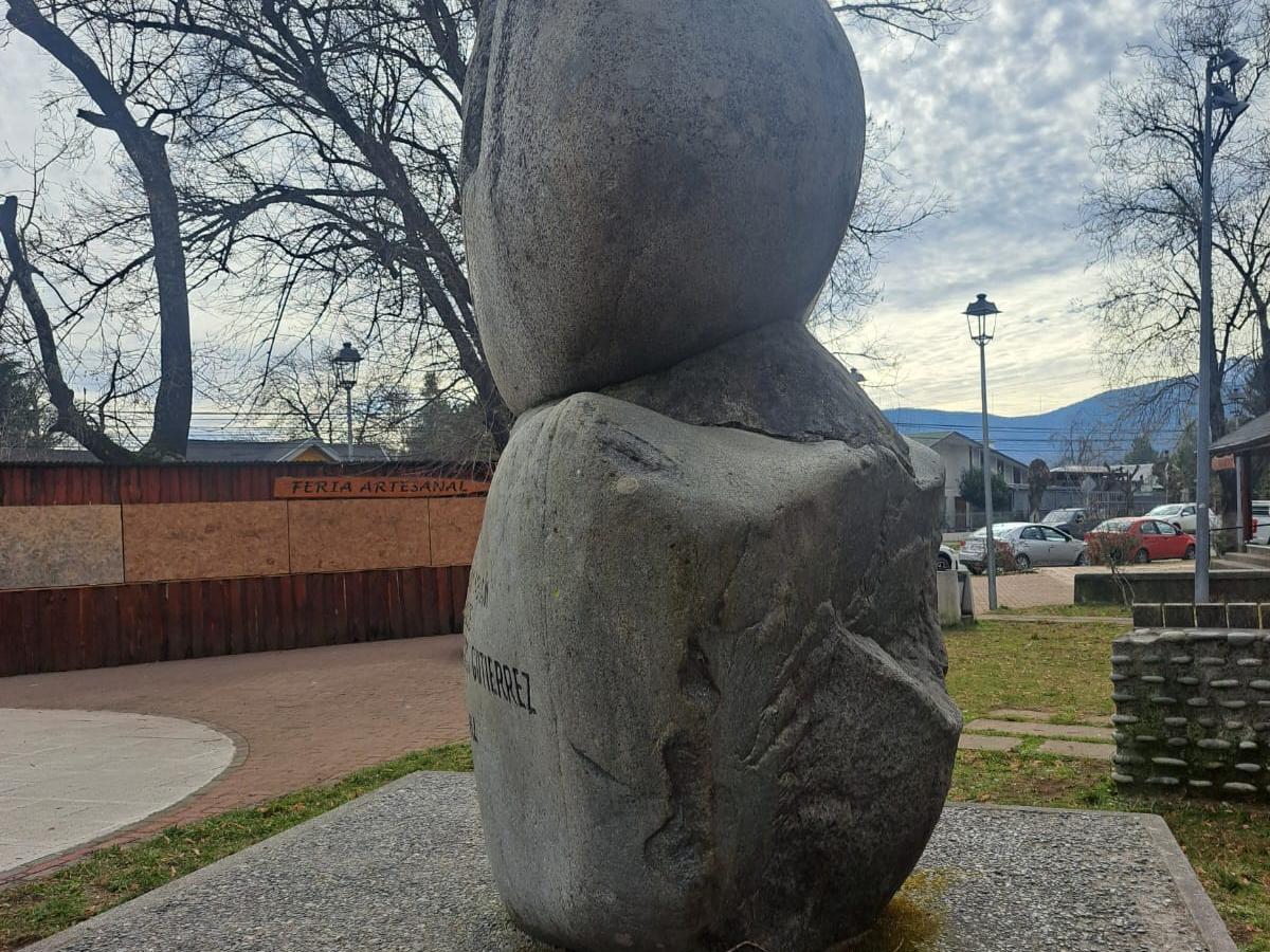 Imagen del monumento Homenaje al ex Alcalde Guillermo Lagos
