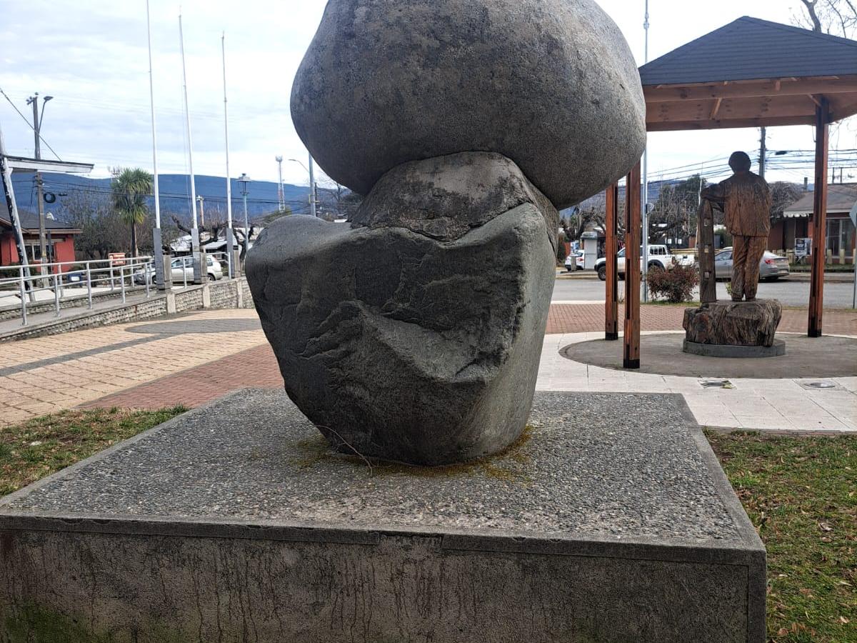 Imagen del monumento Homenaje al ex Alcalde Guillermo Lagos