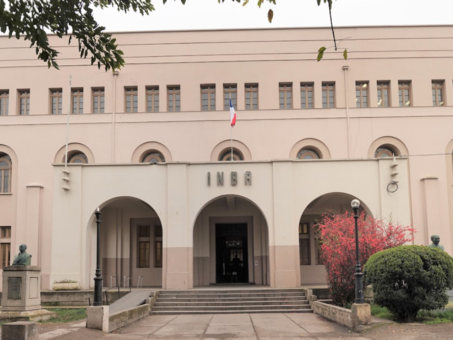 Imagen del monumento Internado Nacional Barros Arana