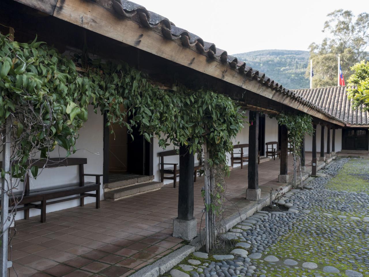 Imagen del monumento Casa donde nació Arturo Prat y terrenos adyacentes