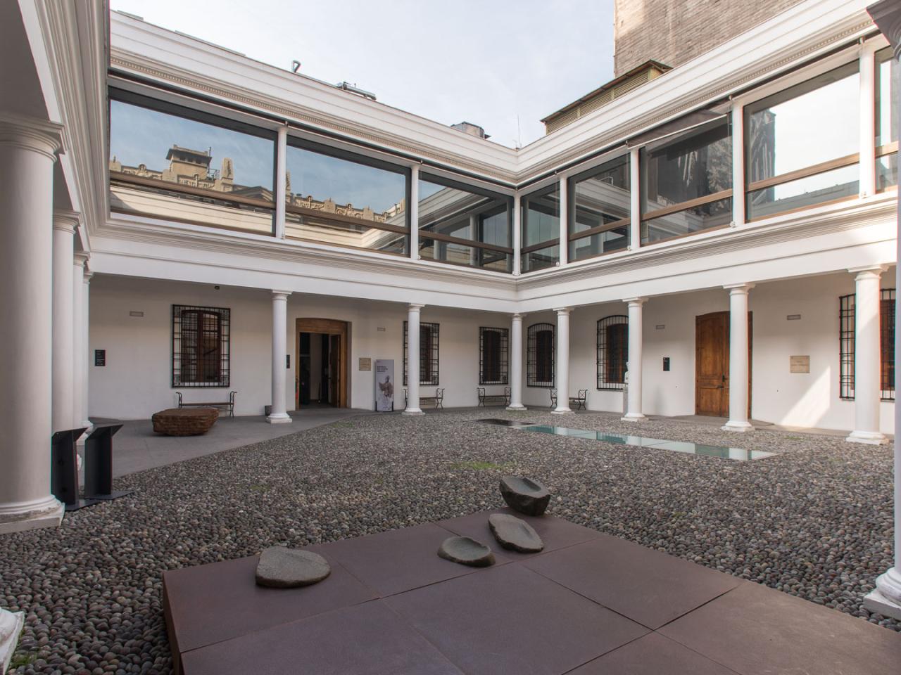 Imagen del monumento Ex Palacio viejo de los Tribunales, antiguo Palacio de la Aduana de Santiago
