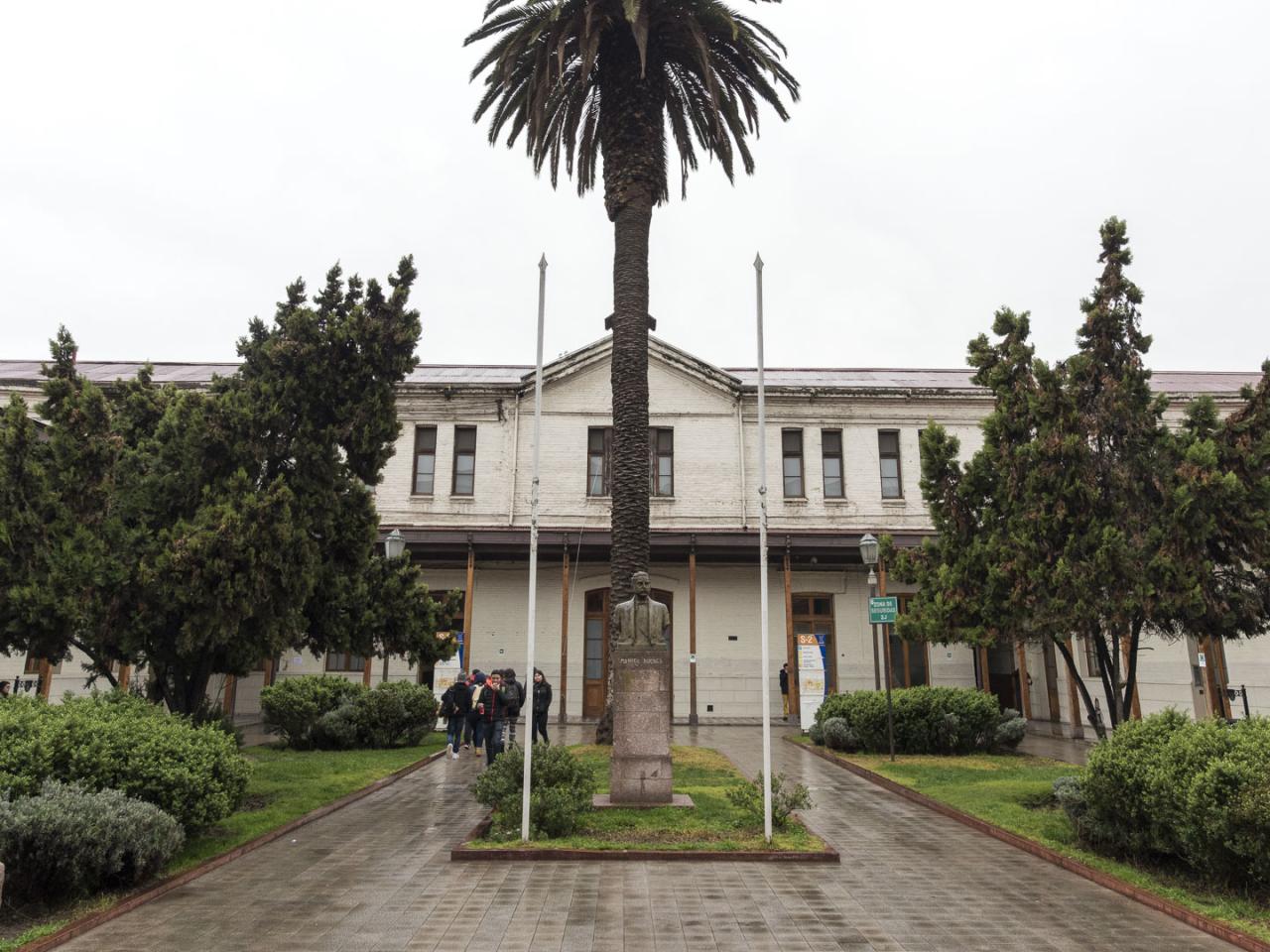 Imagen del monumento Edificio de la ex Escuela de Artes y Oficios