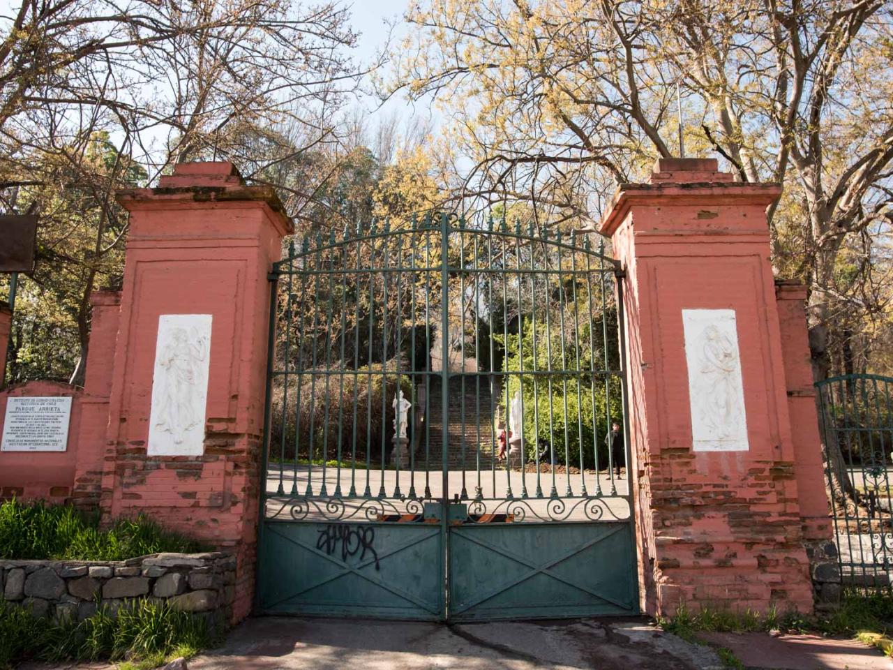 Imagen del monumento Las casas y parque de Peñalolén