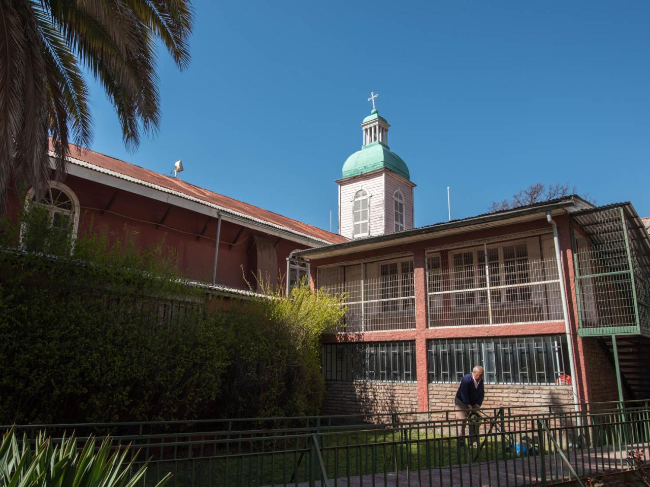 Imagen del monumento Iglesia de San José de Maipo y su casa parroquial
