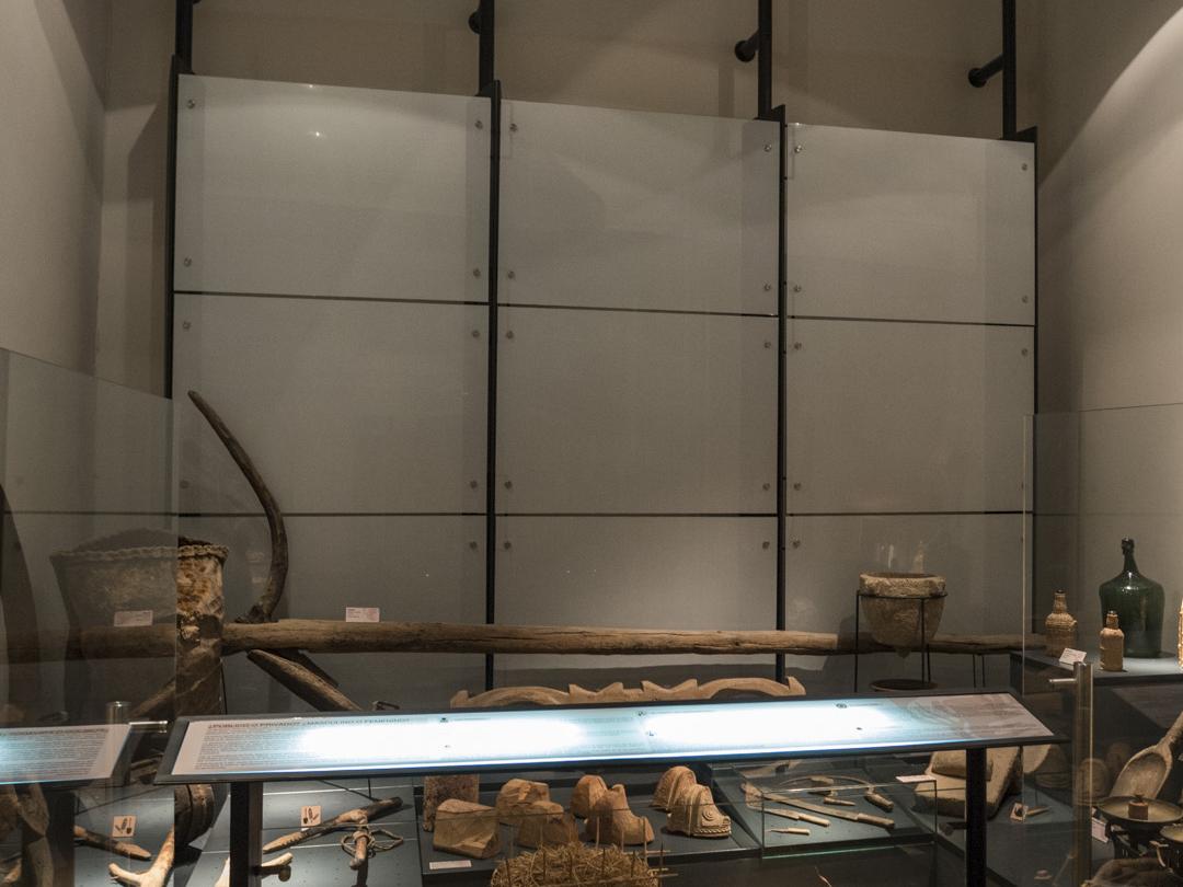 Imagen del monumento Colecciones del Museo de Arte y Artesanía de Linares, dependiente de la Dirección de Bibliotecas, Archivos y Museos