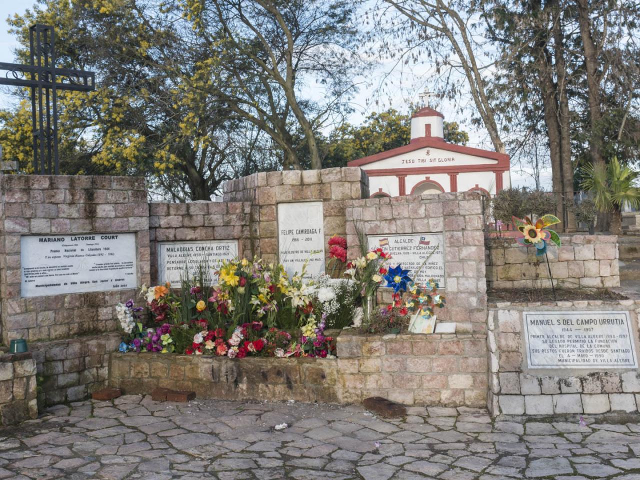 Imagen del monumento Sector de los Hombres Ilustres del Cementerio de Villa Alegre
