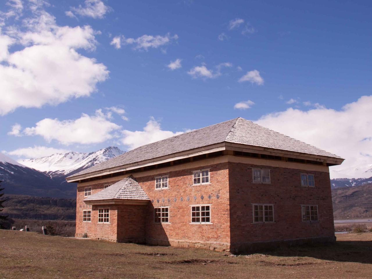 Imagen del monumento Escuela antigua de cerro Castillo