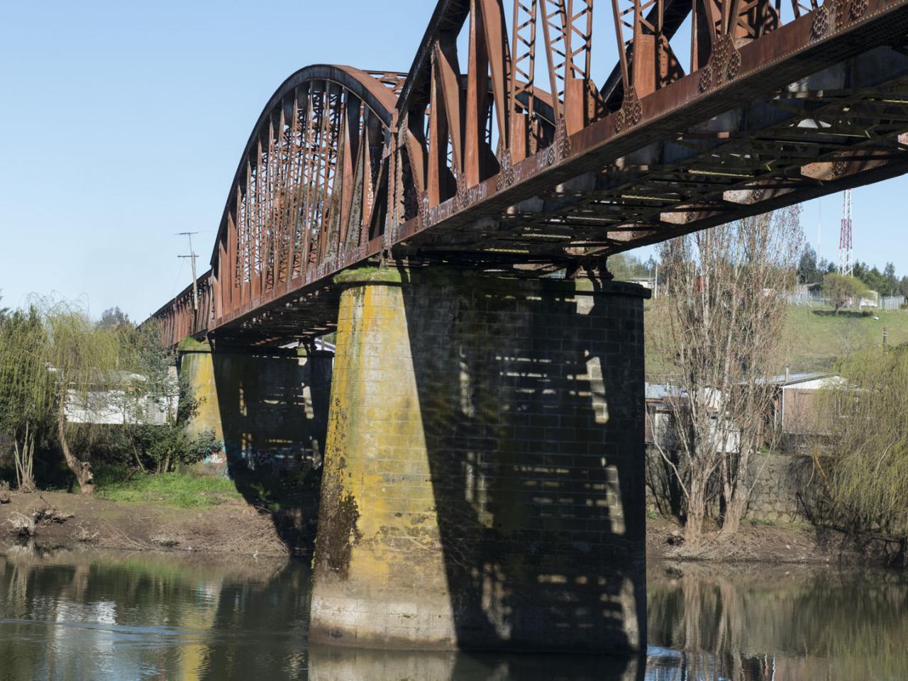 Imagen del monumento Puente Ferroviario sobre el río Chol Chol