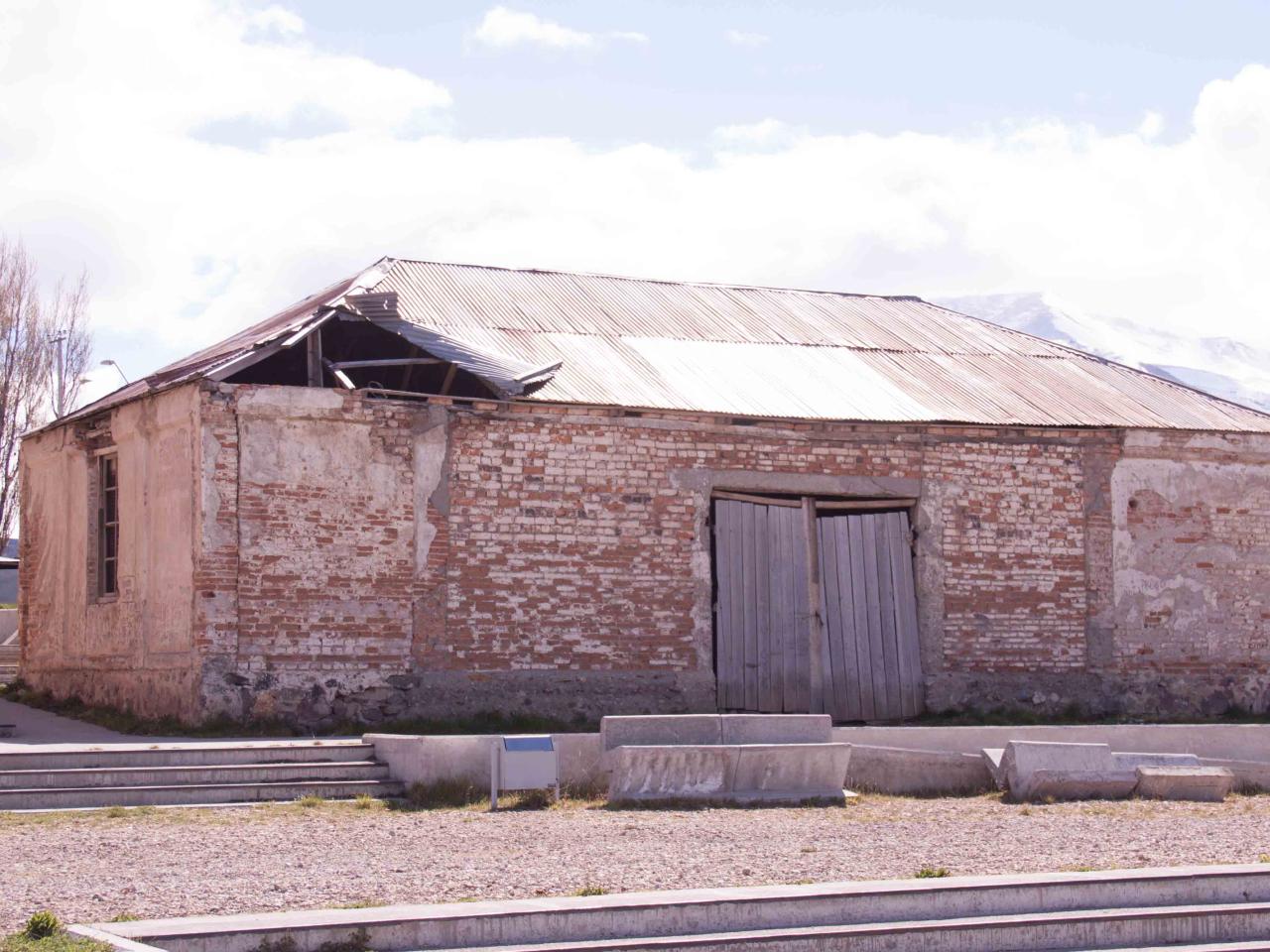 Imagen del monumento Bodegas Portuarias del Río Ibáñez