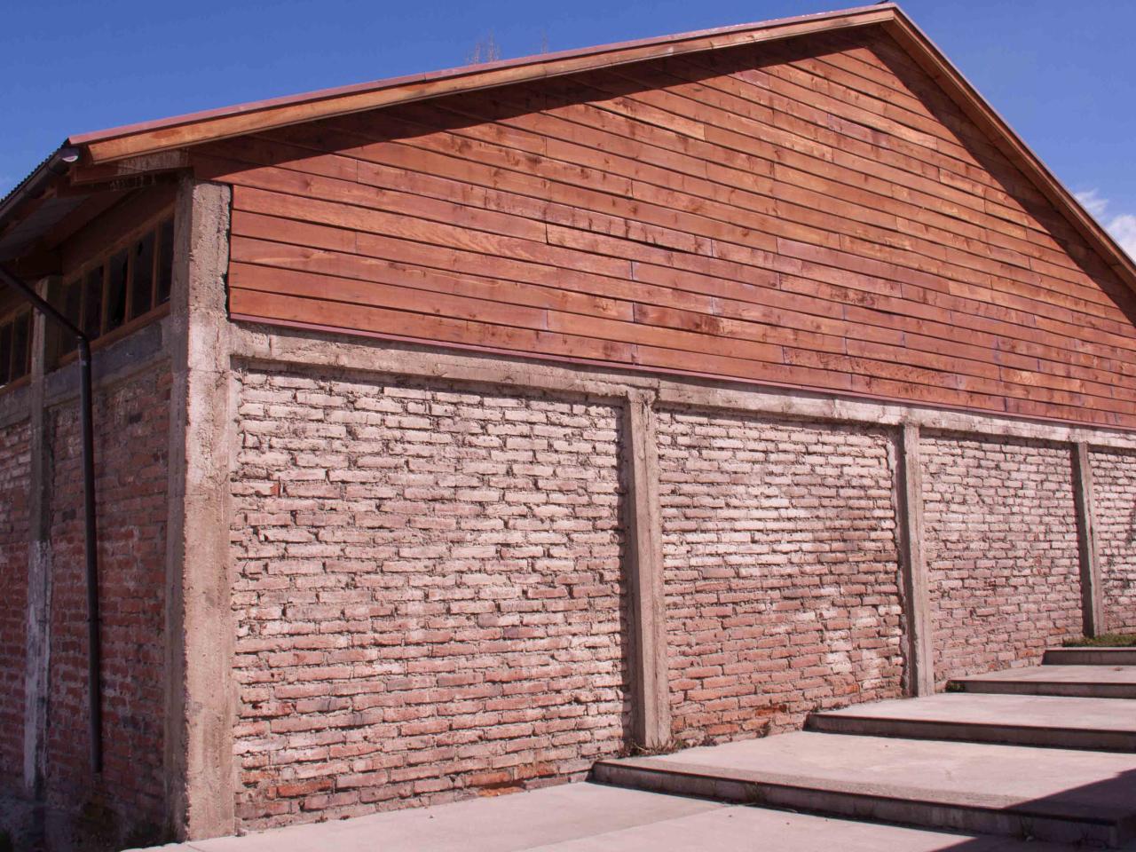 Imagen del monumento Bodegas Portuarias del Río Ibáñez