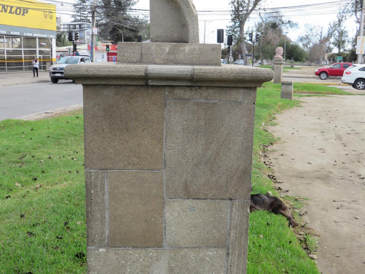 Imagen del monumento David Rojas González