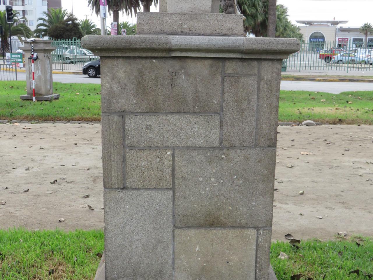 Imagen del monumento David Rojas González