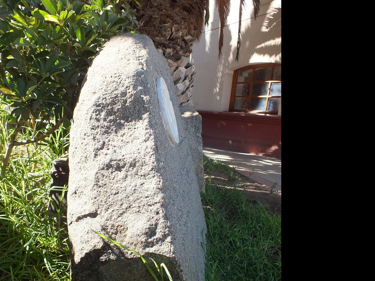 Imagen del monumento GabrieLa Mistral