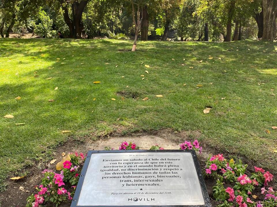 Fotografía de la placa conmemorativa