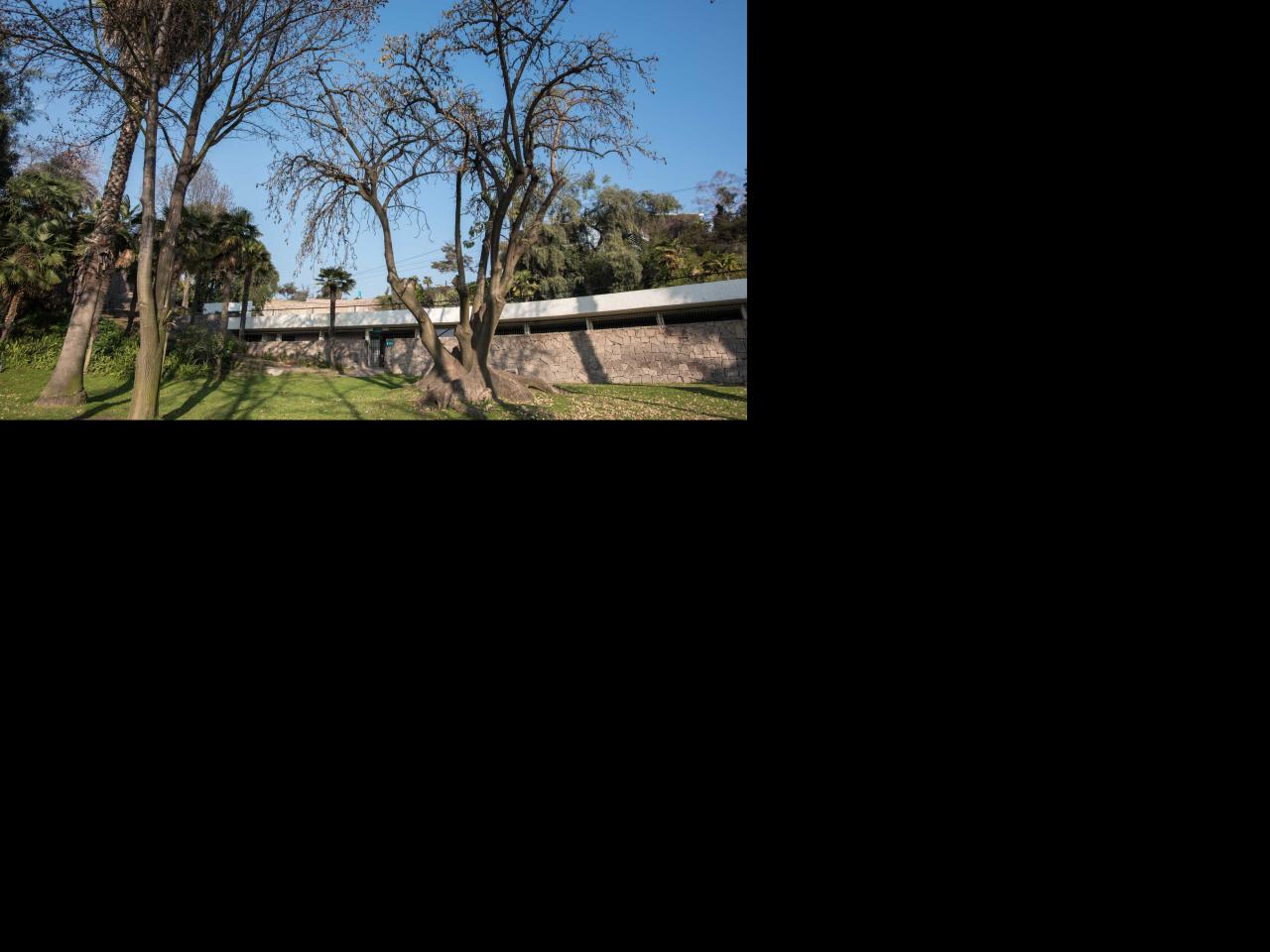 Imagen del monumento Entorno del Mural obra de María Martner y de Juan O´Gorman del Balneario Tupahue