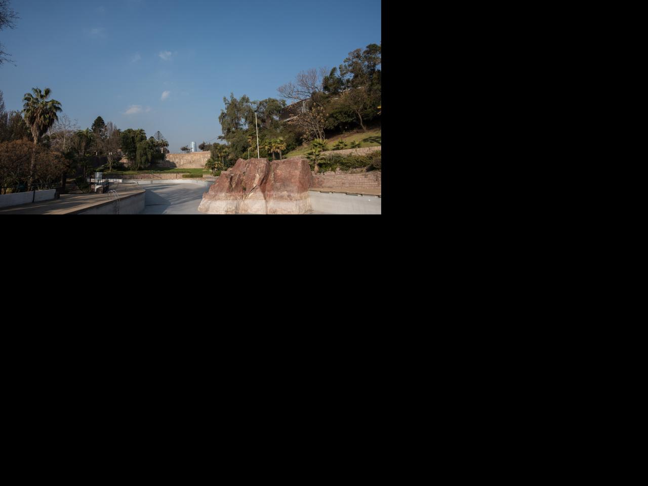 Imagen del monumento Entorno del Mural obra de María Martner y de Juan O´Gorman del Balneario Tupahue