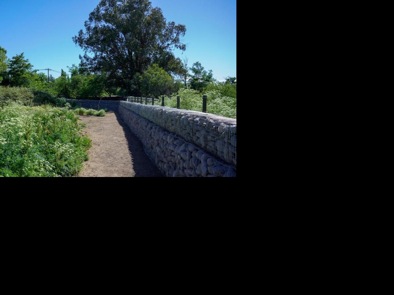 Imagen de Finalizan obras de emergencia para la protección del Cementerio Arqueológico de Tutuquén