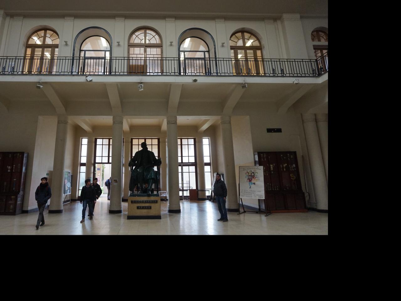 Imagen de CMN aprueba declaratoria como Monumento Histórico del Internado Nacional Barros Arana