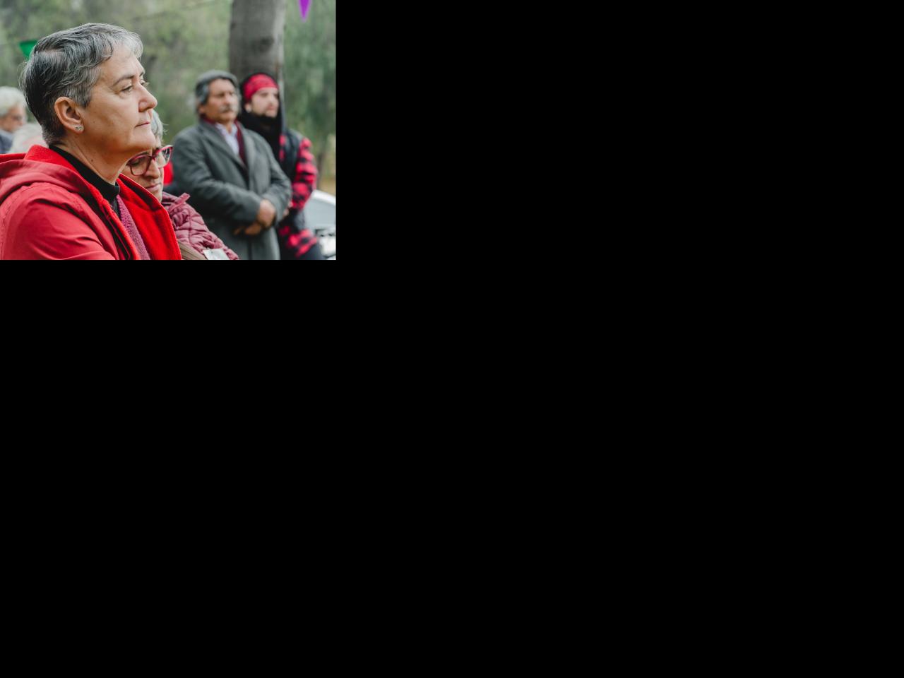 Imagen de En emotiva ceremonia instalan placa en Sitio de Memoria Ex Cuartel Borgoño