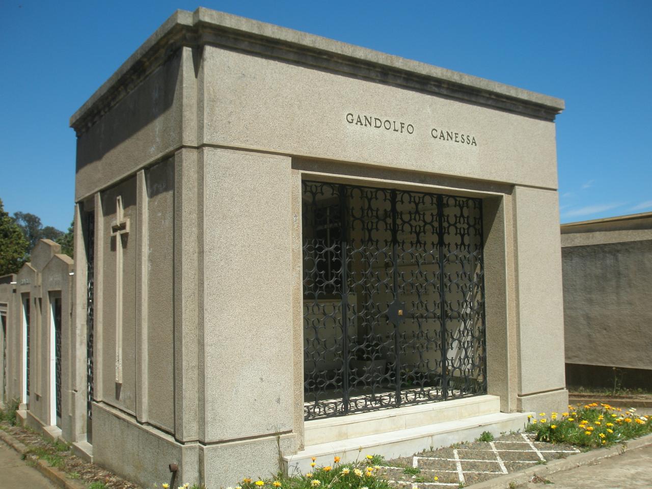 Imagen de Aprueban declaratoria como Monumento Nacional de Cementerio Santa Inés en Viña del Mar