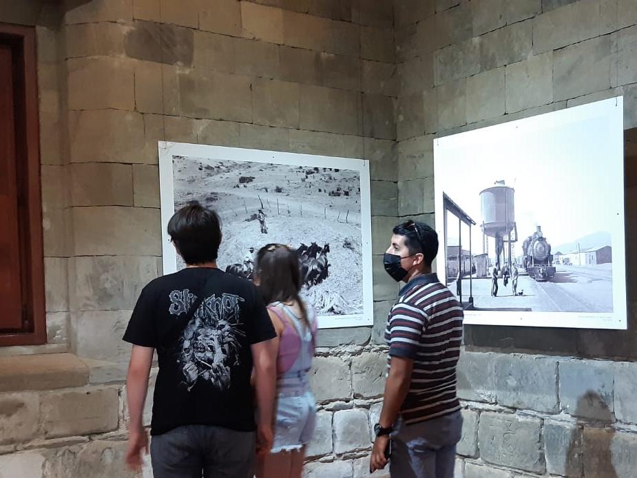 Imagen de  Obra del investigador suizo Roberto Montandon: Exposición fotográfica: El Pasado Presente