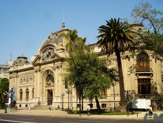 Imagen del monumento Museo Nacional de Bellas Artes comprendiento también la parte ocupada actualmente por el Museo de Arte Contemporáneo