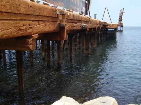 Imagen del monumento Antiguo Muelle Salitrero de la Ex compañía Melbourne Clark