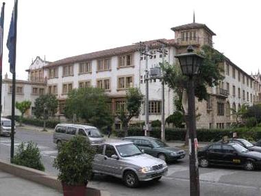 Imagen del monumento Edificio ubicado en Av. Francisco de Aguirre Nº 260