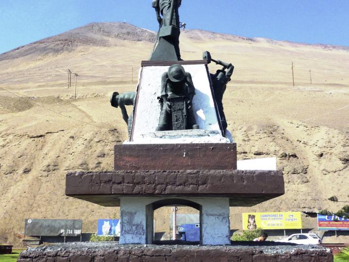 Imagen del monumento Al trabajador Pampino
