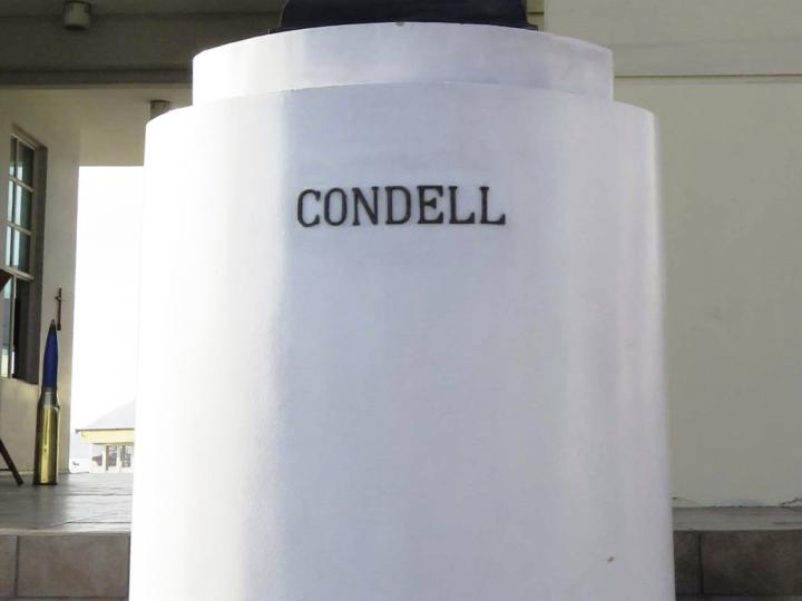 Imagen del monumento Carlos ConDell