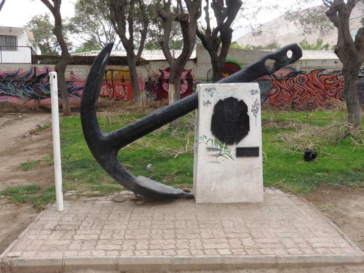 Imagen del monumento AncLa Conmemorativa Al Vice- Almirante Don Luis Uribe Orrego