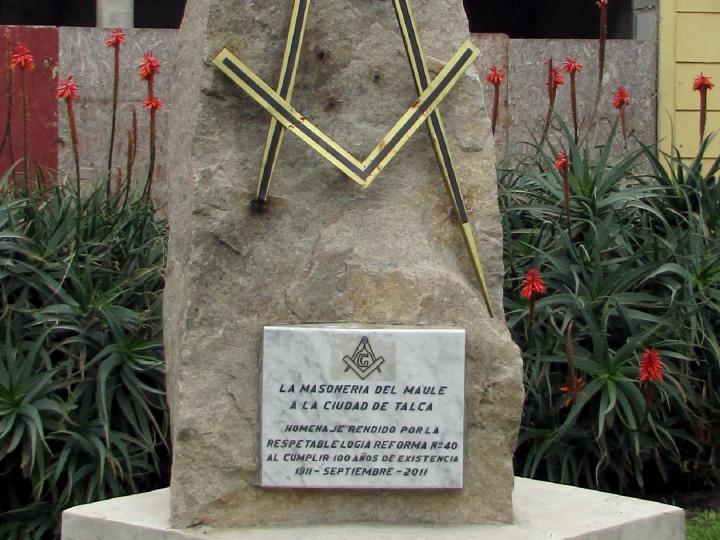 Imagen del monumento A La Ciudad De Talca