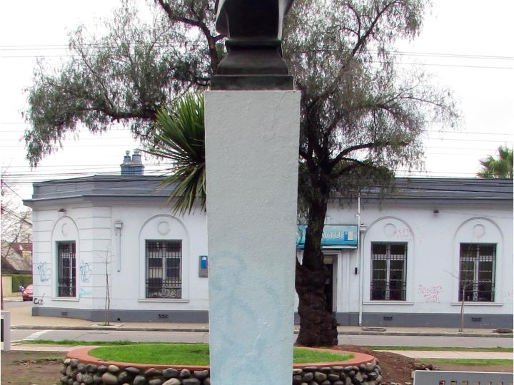 Imagen del monumento Arturo Prat