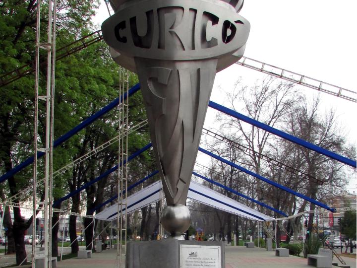 Imagen del monumento Profesores Normalistas