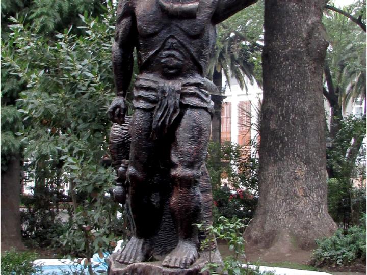 Imagen del monumento Lautaro