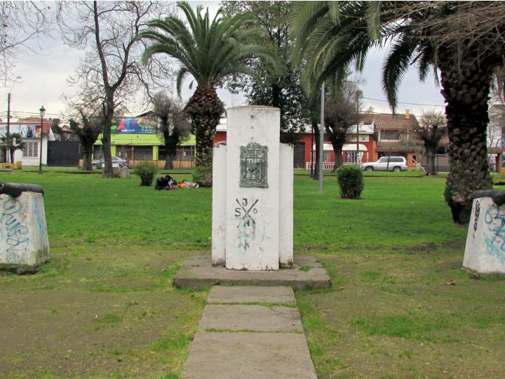 Imagen del monumento PLaza Luis Cruz Martínez