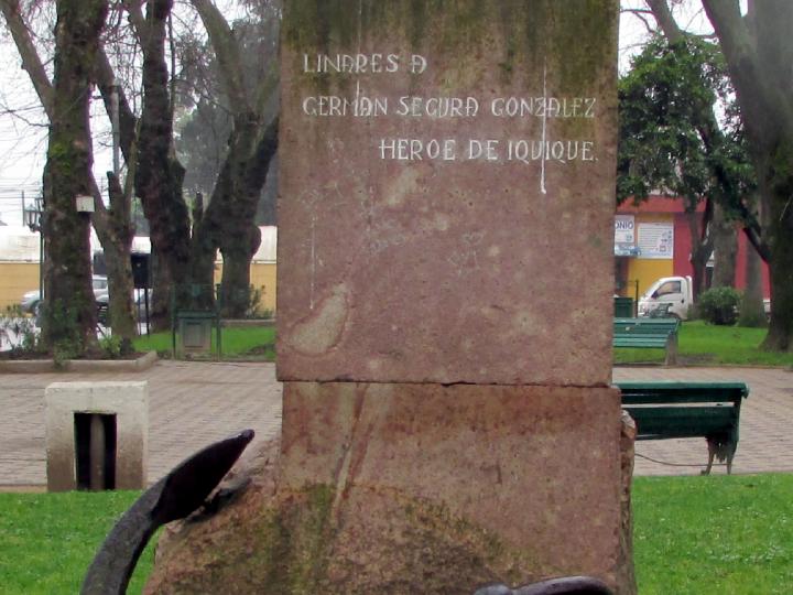 Imagen del monumento Germán Segura González