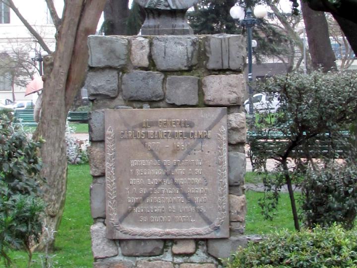 Imagen del monumento Carlos Ibáñez Del Campo