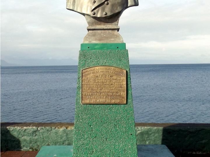 Imagen del monumento Arturo Prat