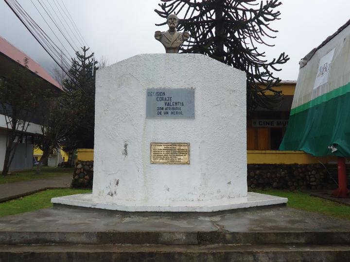Imagen del monumento Arturo Prat