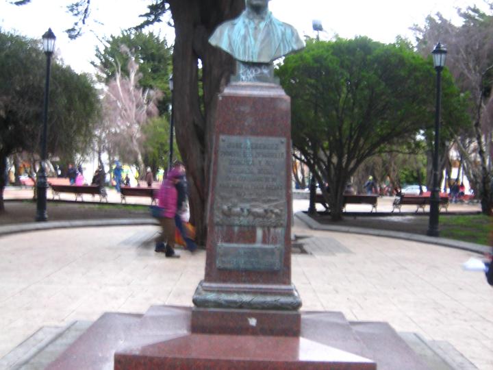 Imagen del monumento José MenénDez