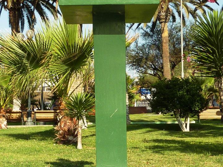 Imagen del monumento La Ciudad De Arica En Homenaje Al Teniente Carabineros Hernán Merino Correa, Por Su Heróica Gesta En Defensa De La Soberanía Nacional, Laguna Del Desierto 06 nov. 1965