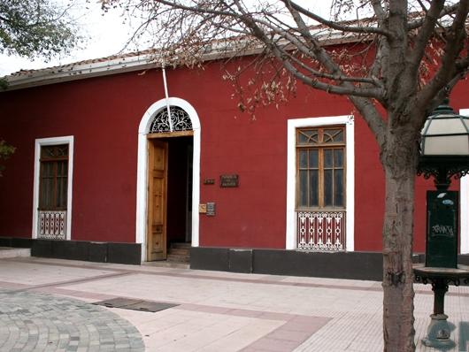 Imagen del monumento Plaza de Los Héroes y su entorno