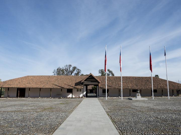 Imagen del monumento Casa donde nació Arturo Prat y terrenos adyacentes